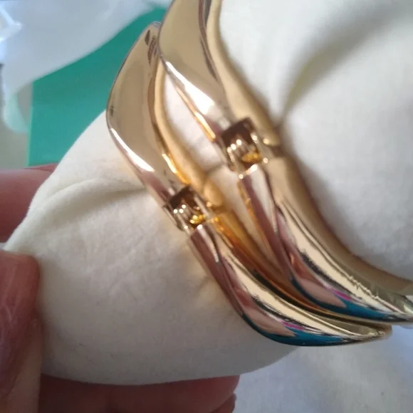 Gold Wavy Bangle Bracelets, Set of 2 - Picture 3 of 5